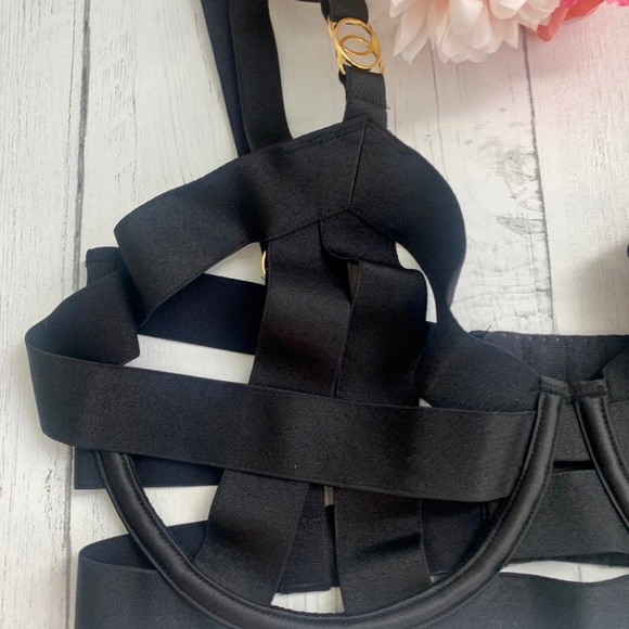 32DDD /32D Victoria secret bra NWT - Picture 4 of 9